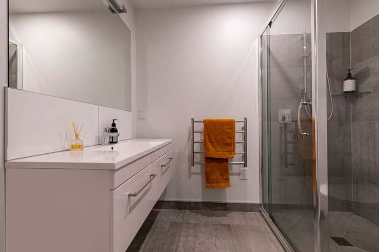 3 Watermill Lane Silverdale_16