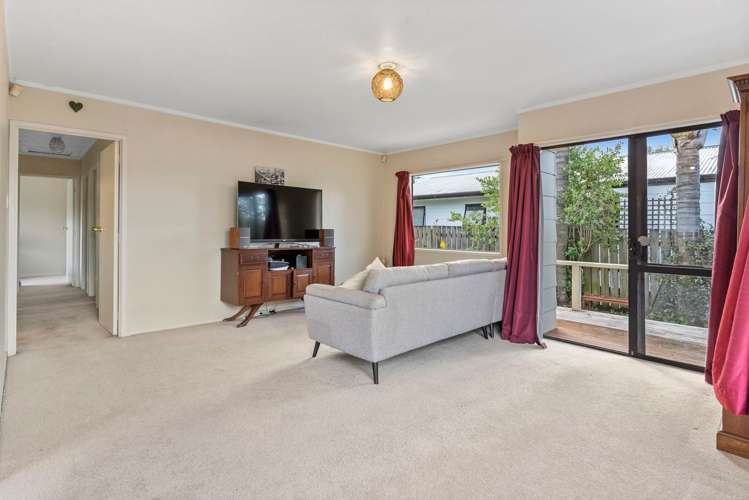 2/95 Wharf Road Te Atatu Peninsula_14