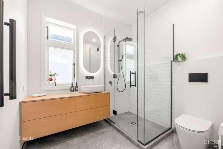 42 Tui Street Alicetown_10