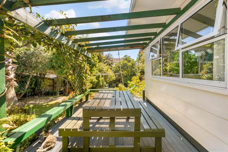 54 Botany Road Botany Downs_16