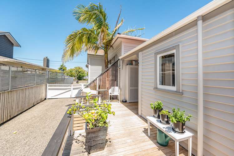 8 Saint Leonard Street Saint Johns Hill_16