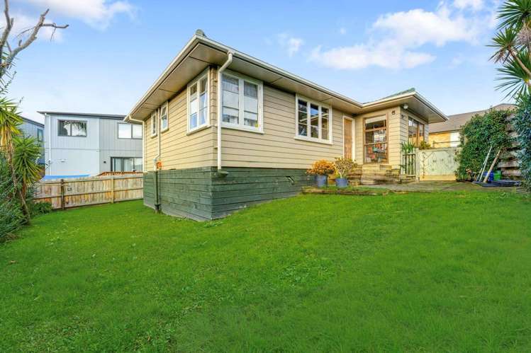A/1 Glenford Lane Te Atatu Peninsula_10