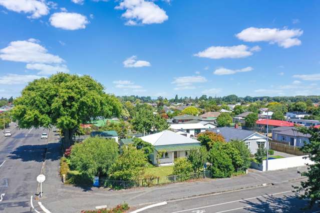 A Charming Package; Four Bedrooms, Double Garage