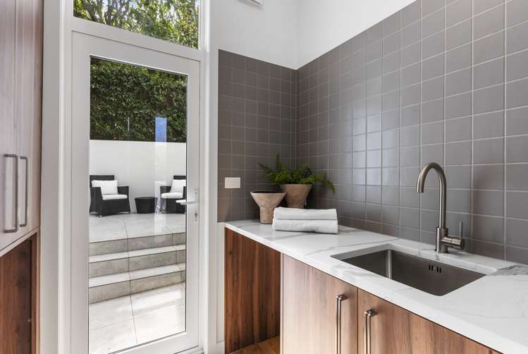 136b Paritai Drive Orakei_19