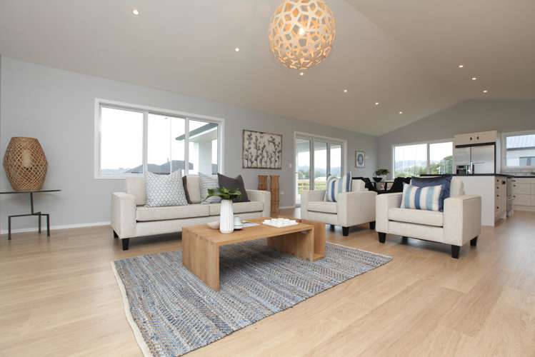 7 Alan Livingston Drive Cambridge_5