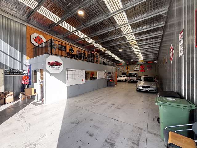 4/50 Gracefield Road Gracefield_1