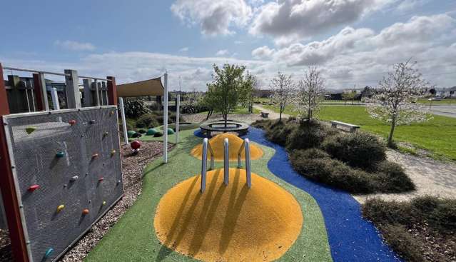 Unit 5, 67 Rorotu Avenue Drury_4