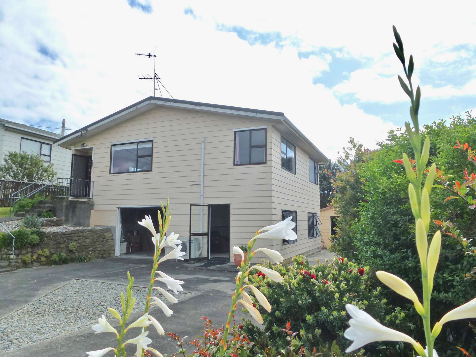 35 Gawler Street Te Horo Beach Kapiti Coast Houses for Sale One