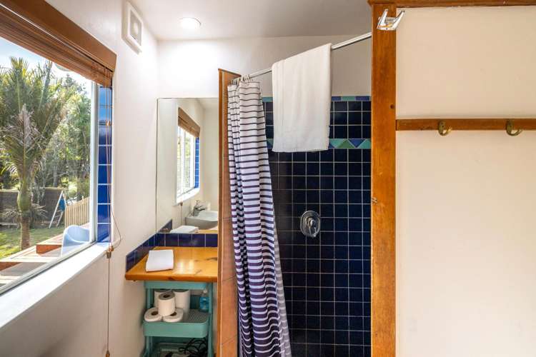 477 Sea View Road Onetangi_16