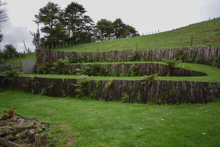 852 Upper Kina Road Opunake_6