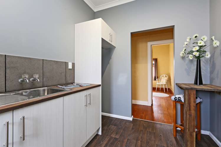 405 Murdoch Road East Akina_5