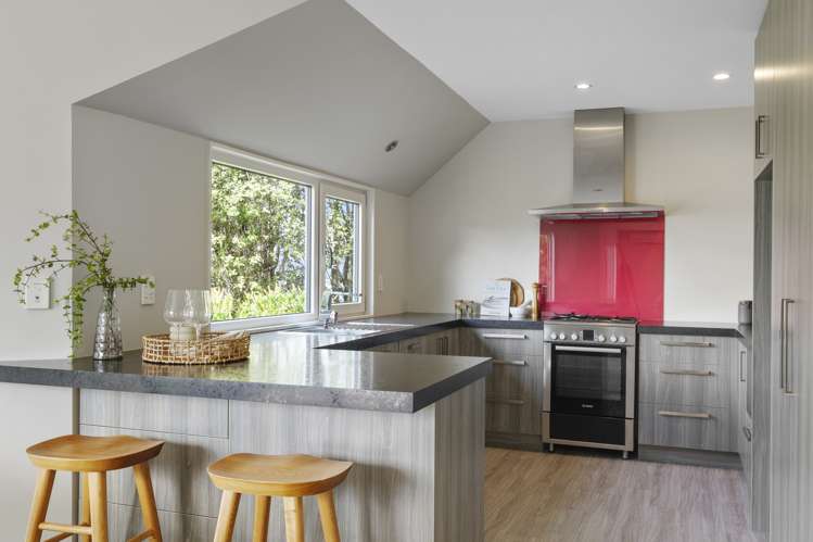 15 Bay Heights Governors Bay_11