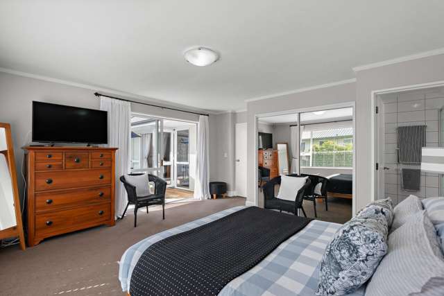 54 Silverstream Drive Mosgiel_2