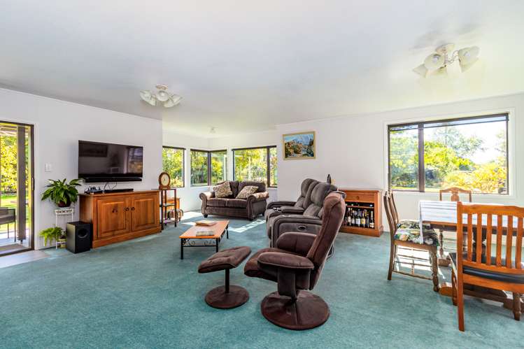 65 Beach Road East Elgin_4