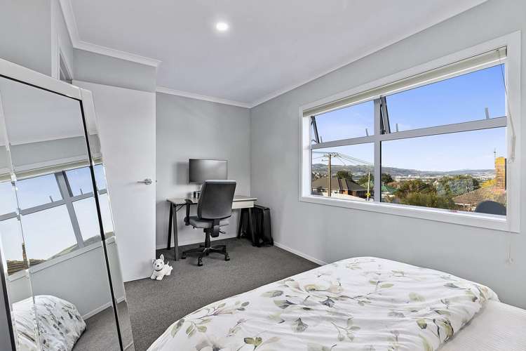 2/1 Murphy Place Titahi Bay_11