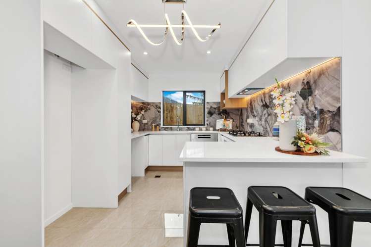 Lot1-4/6 Tua Place Favona_10