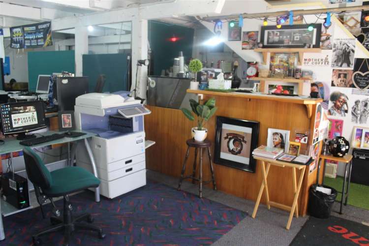 220A Riddiford Street_0