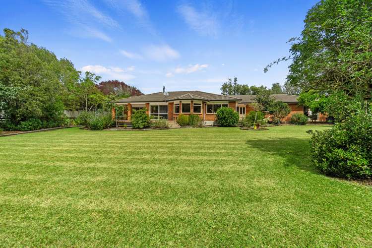 63 Muriwai Road Waimauku_17