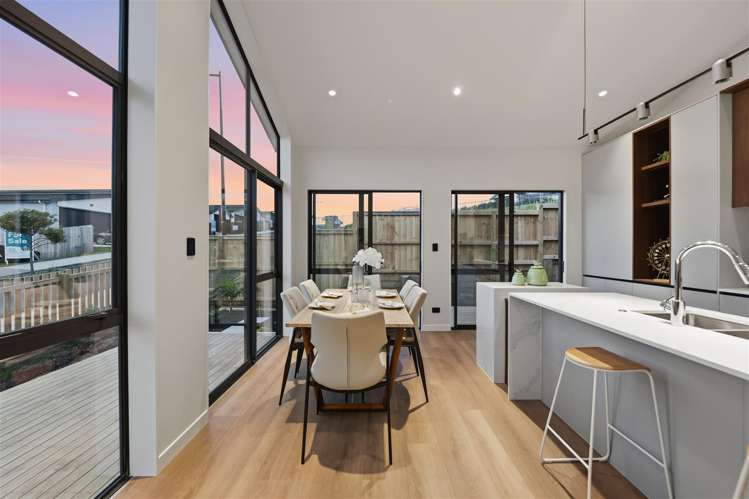 10 Whale Bay Rise Gulf Harbour_19