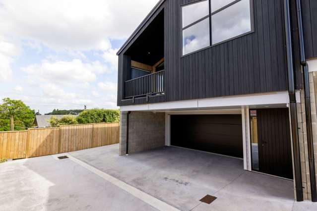 4/3 Huia Avenue Forest Lake_1