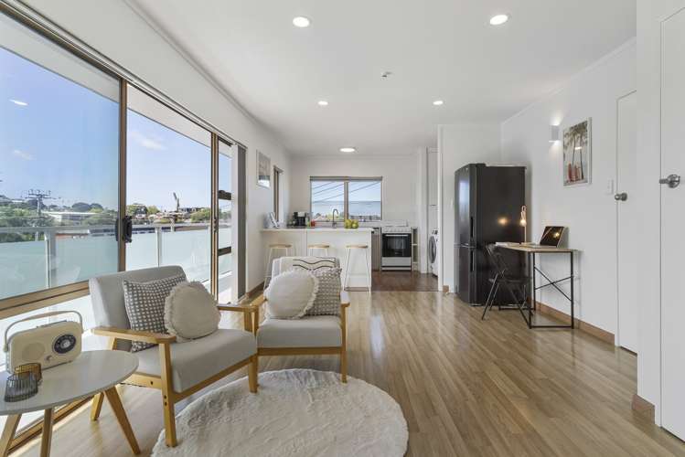 5/762 Beach Road Browns Bay_5