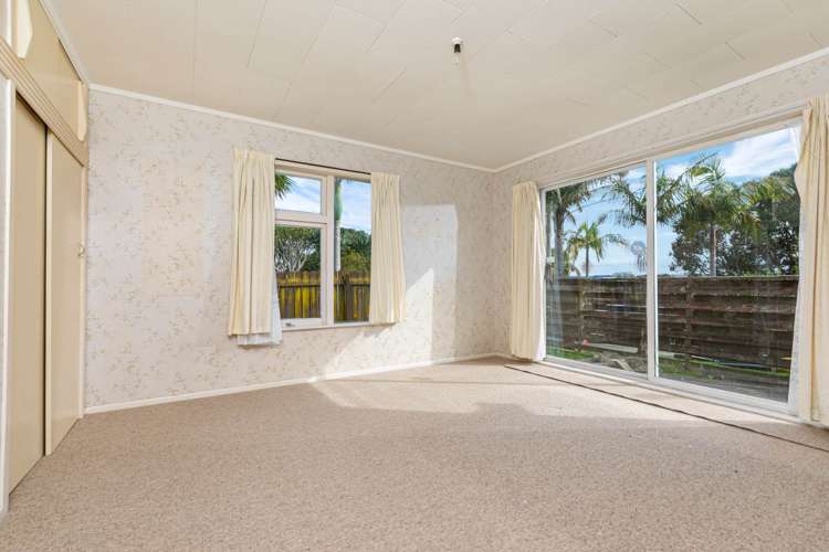 69 Killarney Avenue Torbay_15