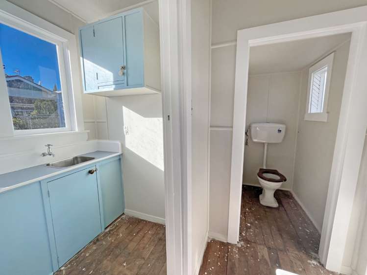 25 Argyle Avenue Takaro_13