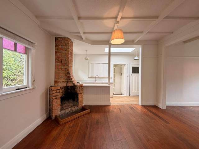 19 Ewen Alison Avenue Devonport_1