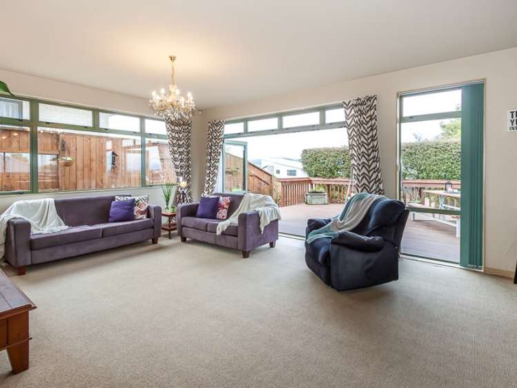 32 Logan Way Kelvin Grove_8