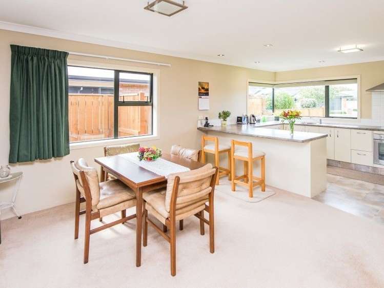 27 Gilligan Close College Estate_8