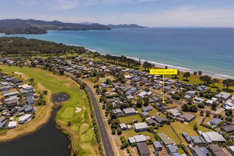 119 Sands Crescent Matarangi_21