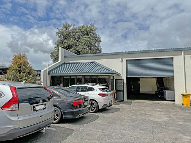 EAST TAMAKI INDUSTRIAL UNIT FOR LEASE