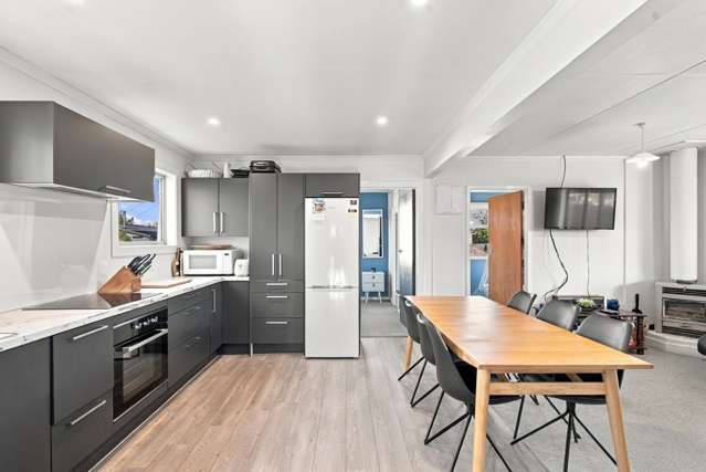 6 Falstone Crescent Twizel_4