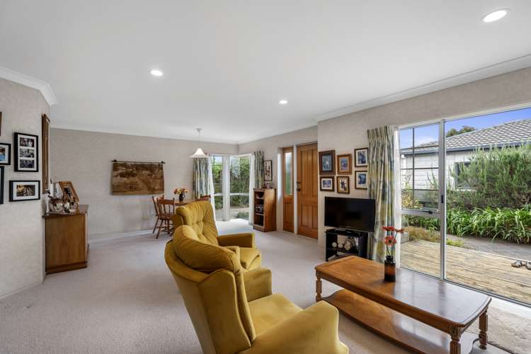 8b Longwood Lane Otumoetai_9