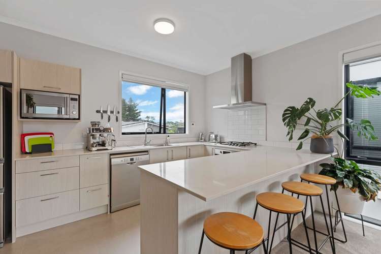 5 Awamarino Way Westgate_3