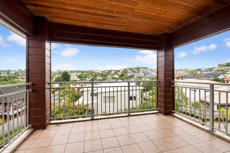 61 Medallion Drive Oteha_10