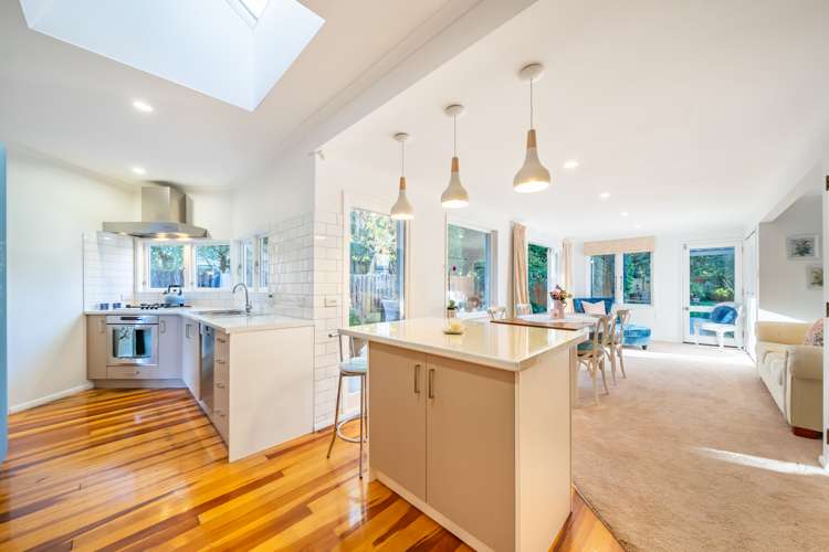 8 Military Road Boulcott_6