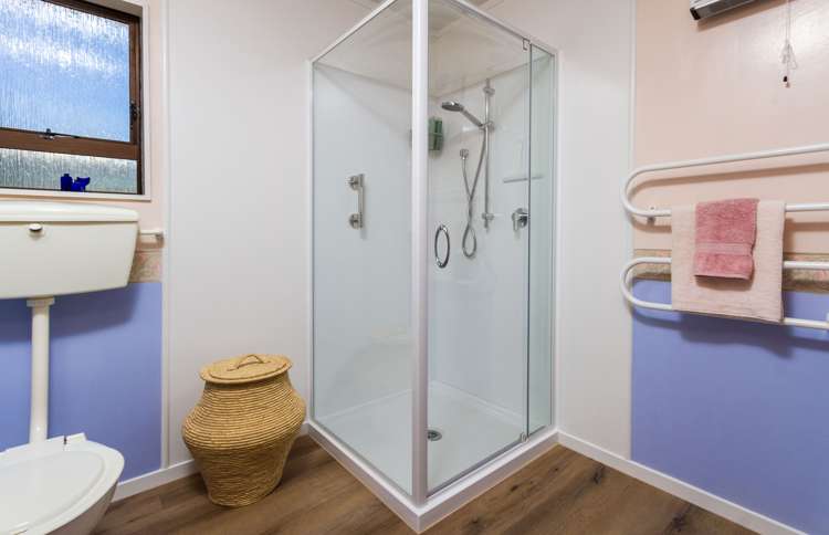 3 Brydon Way The Wood_14