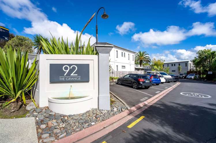 30/92 Bush Road Albany_16