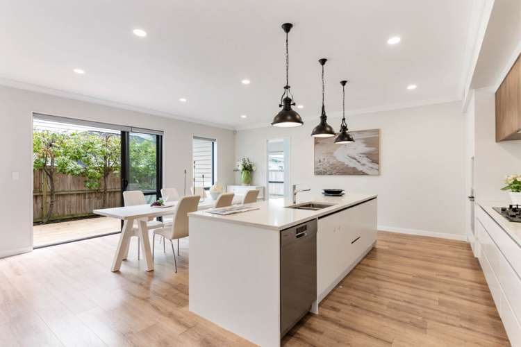 12 Hangar Lane Whenuapai_8