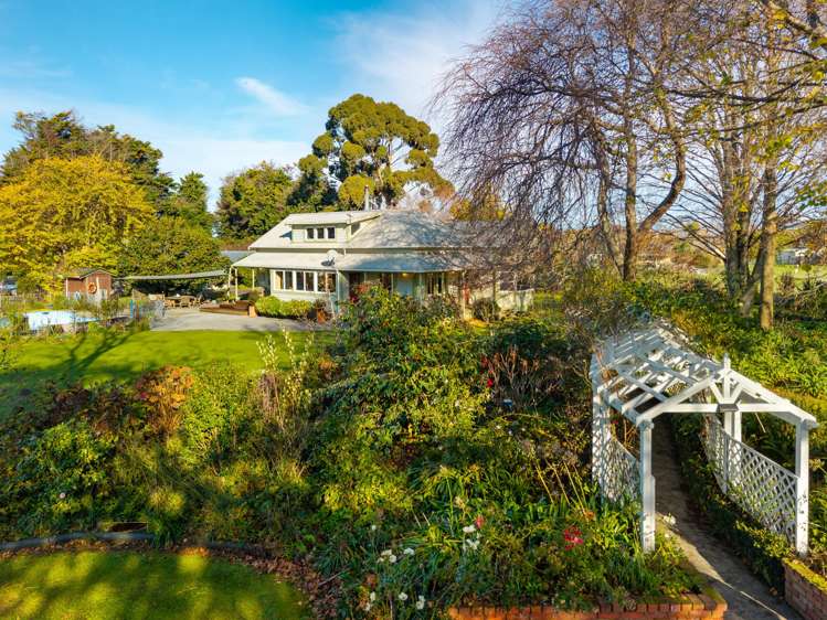 28 Bothams Bend Road Spring Creek_46