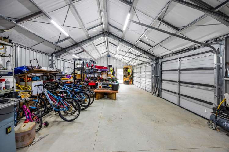 58 Monmouth Road Pembroke_13