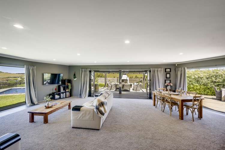 91 Tironui Drive Taradale_3