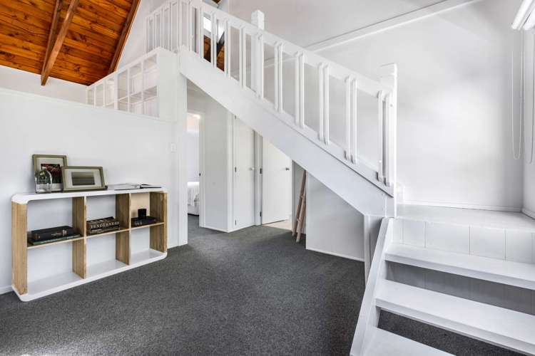 9 Whitecaps Place Hihi_11