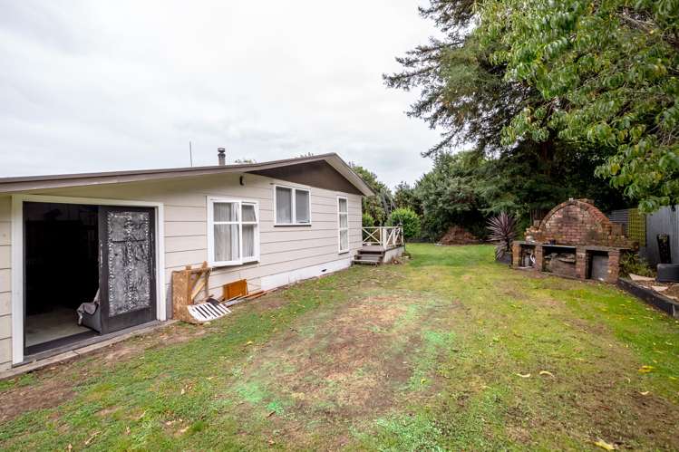 16a Clifton Avenue Carterton_20