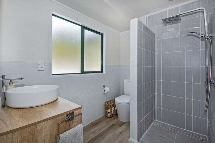 175 Dip Road Kamo_13