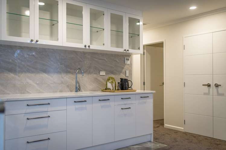 12 Lisnoble Road Flat Bush_11