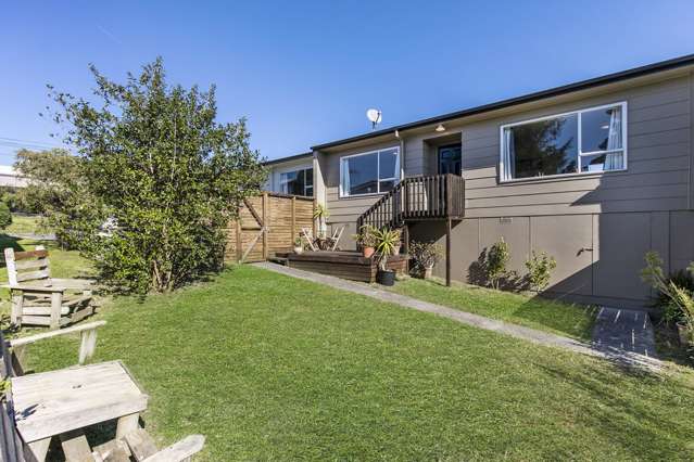 2/10 Westward Ho Glen Eden_1