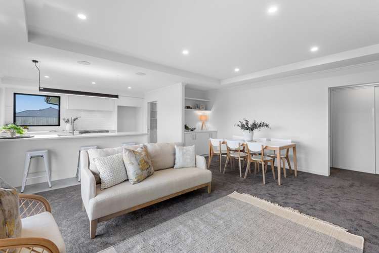 53 Suffolk Drive_3