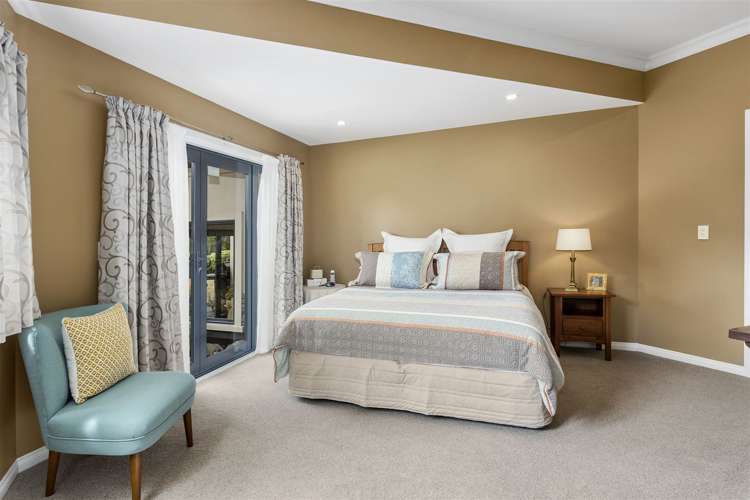 3 Endeavour Drive Whitby_14